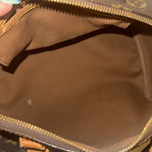 Louis Vuitton Speedy Purse - Picture 6 of 9